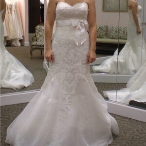 Robin Jillian Bridal White Strapless Wedding Dress